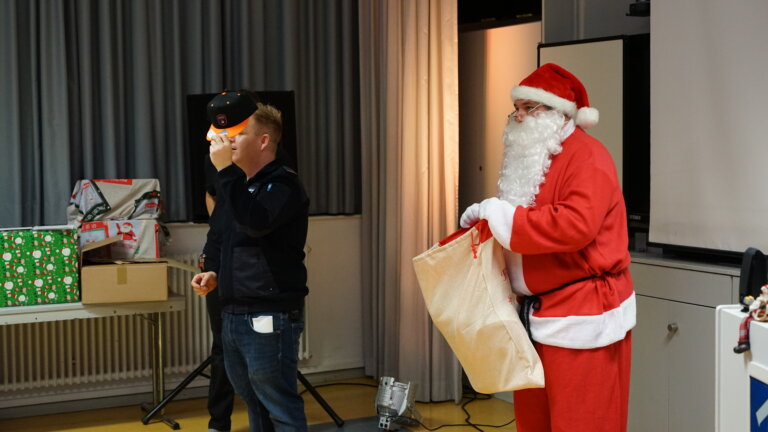 Caps für die JF-Jugend